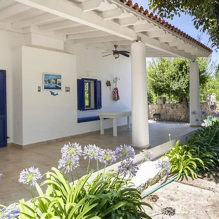 아파트 1 Bedroom House With Private Garden And Pool In 얄리카베크